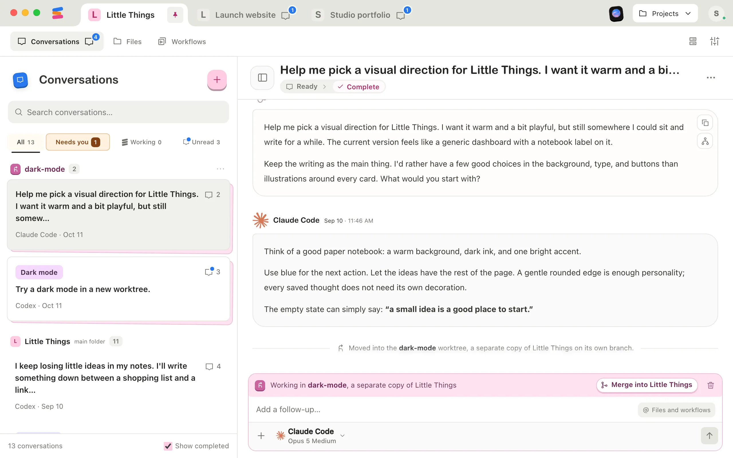 The message box with a colored band at its top that says the conversation is working in the worktree. Highlighted: The worktree band.